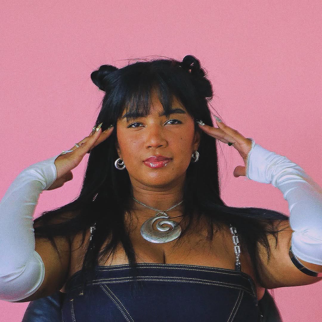 Laurén Janelle - Astrologer, Quantum Healer, Business Mentor